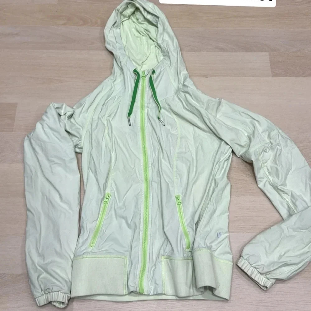 Lululemon neon green jacket